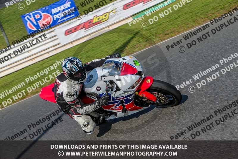 PJM Wedding Photography;enduro digital images;event digital images;eventdigitalimages;mallory park;mallory park photographs;mallory park trackday;mallory park trackday photographs;no limits trackdays;peter wileman photography;racing digital images;trackday digital images;trackday photos